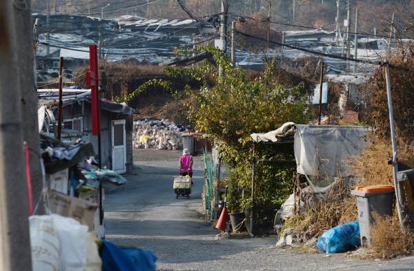 서울 개포동에 있는 판자촌 구룡마을의 모습.  ©뉴시스